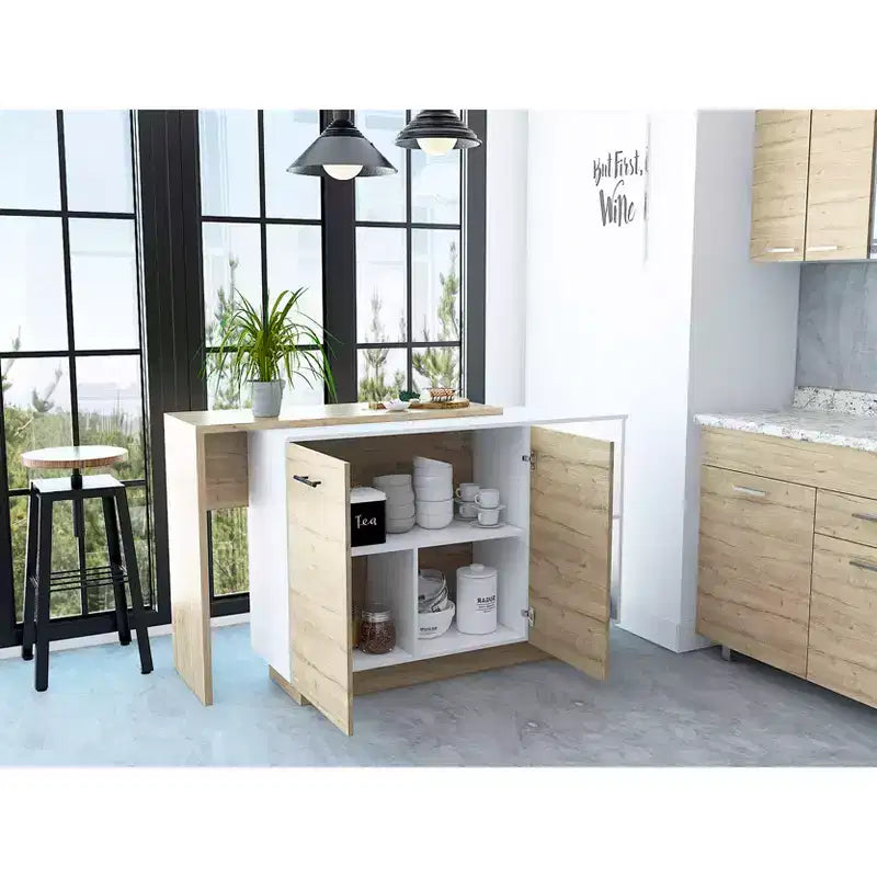 Îlot de cuisine moderne avec un plan de travail au design unique